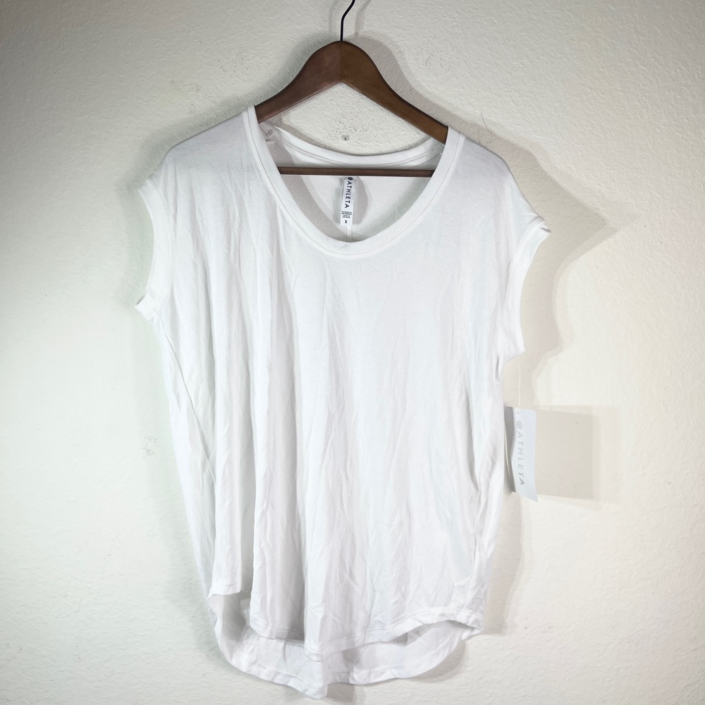 NWT Athleta Cloudlight Stratous Tee